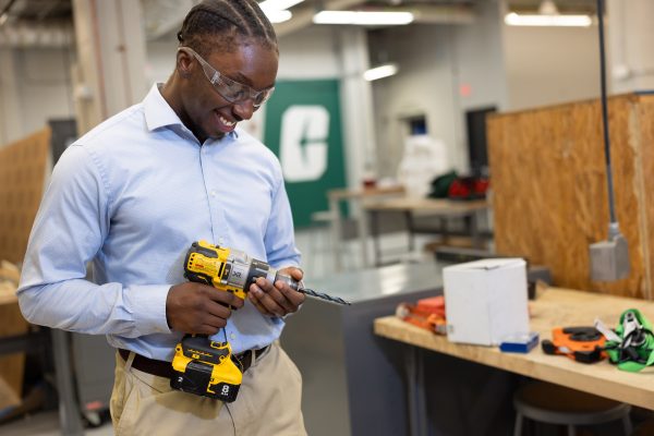 Niner Engineering graduate Jabrail McBride in the Industrial Solutions Laboratory