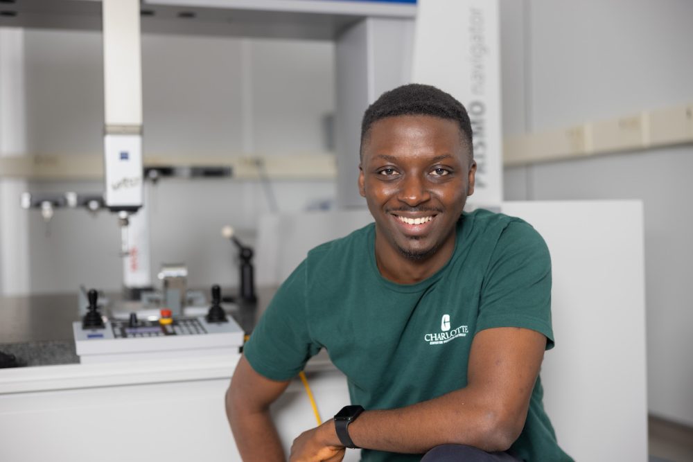 Adeleke with coordinate measuring machine